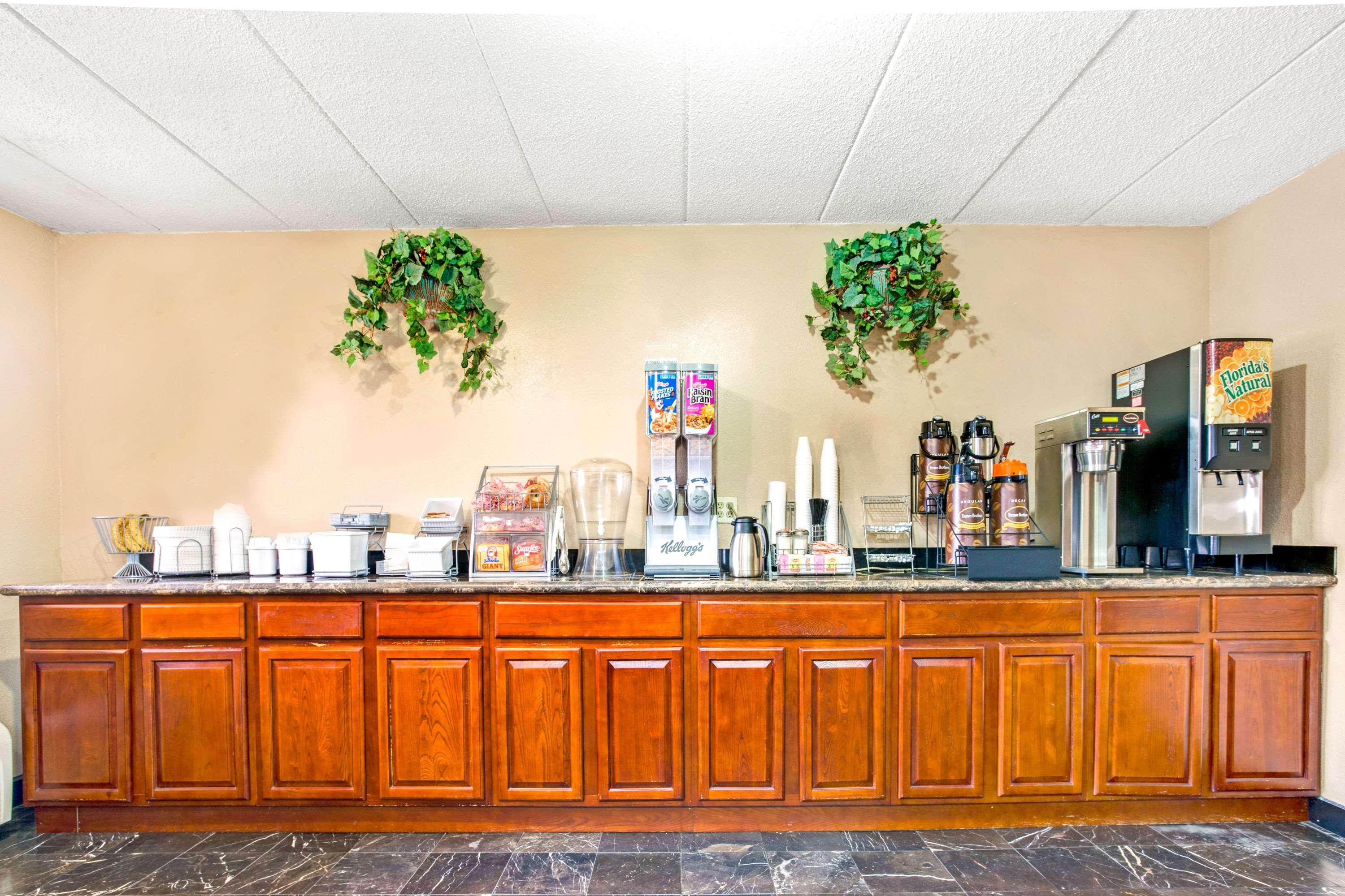 Super 8 By Wyndham Fort Mitchell Cincinnati Area Zewnętrze zdjęcie